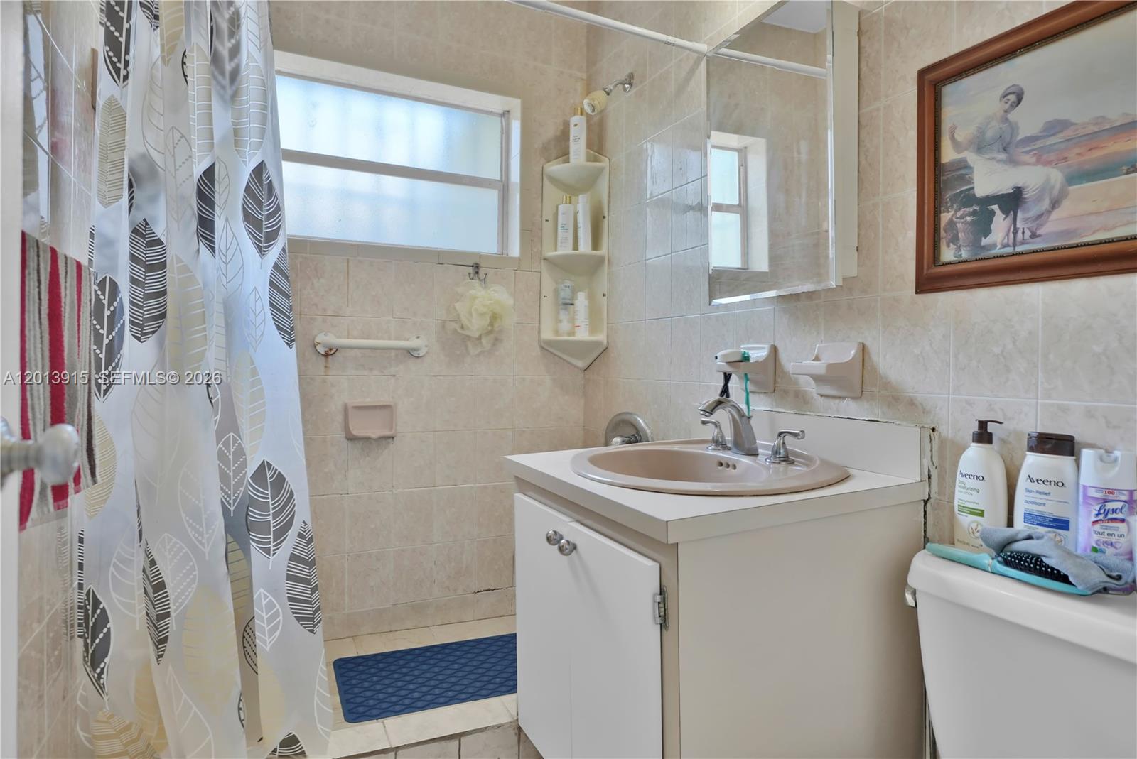 201 NW 25th Ave Miami, FL 33125