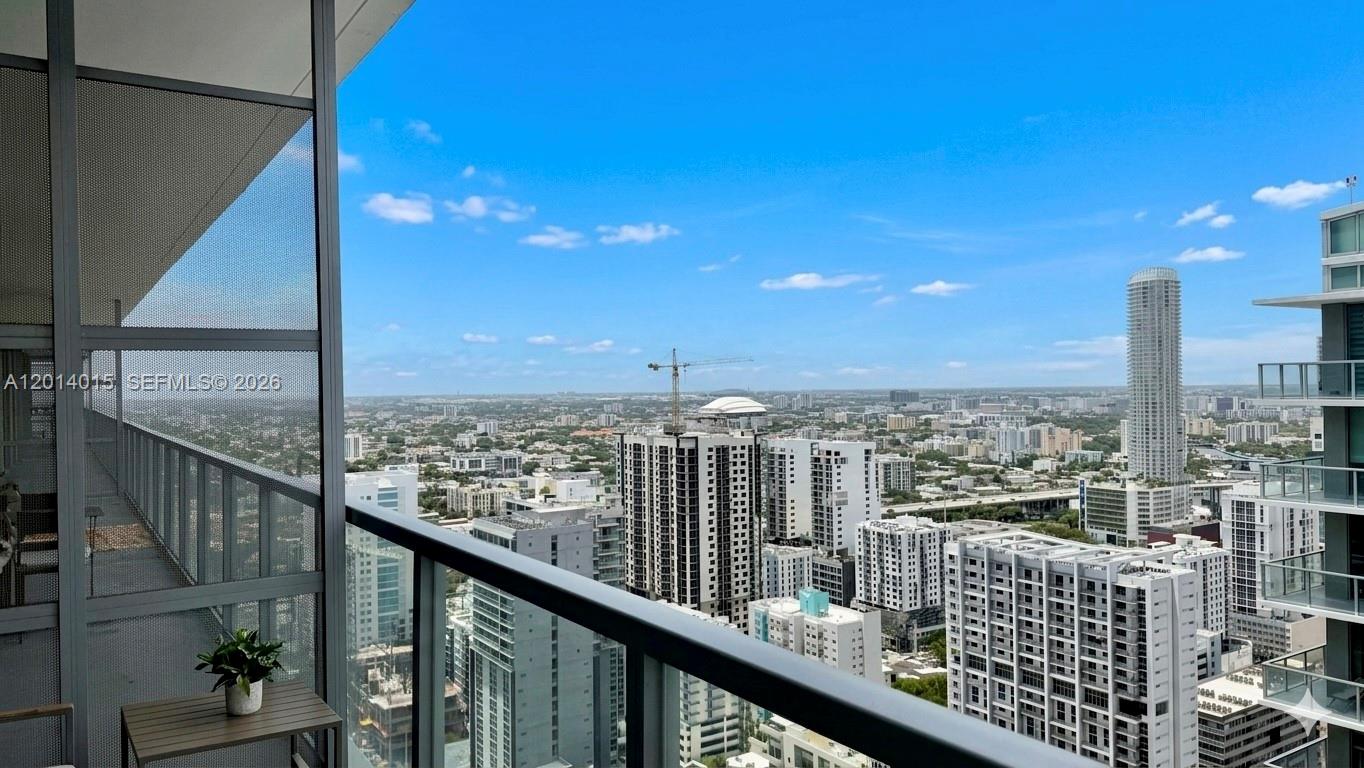 image Axis on Brickell South14
