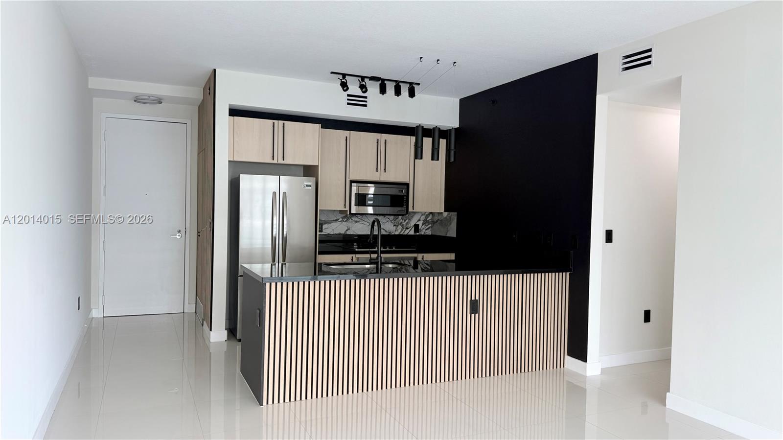 image Axis on Brickell South1