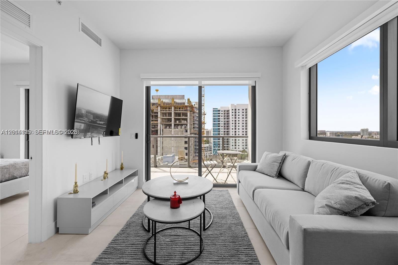 239 SW 9th St #1502 Miami, FL 33130