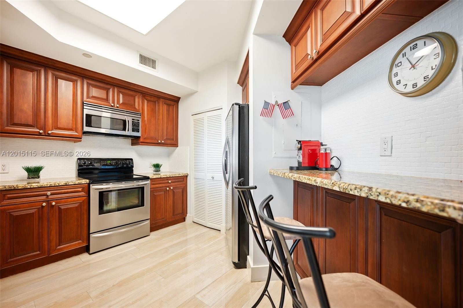 888 Brickell Key Dr #609 Miami, FL 33131
