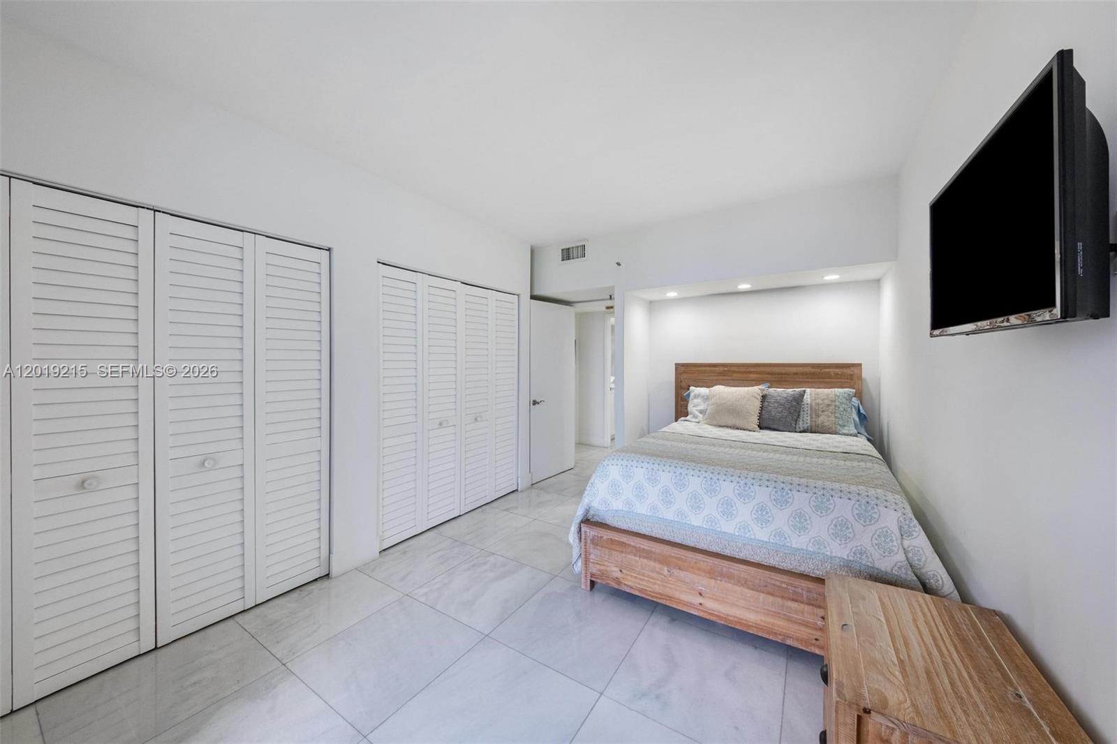 520 Brickell Key Dr #A710 Miami, FL 33131