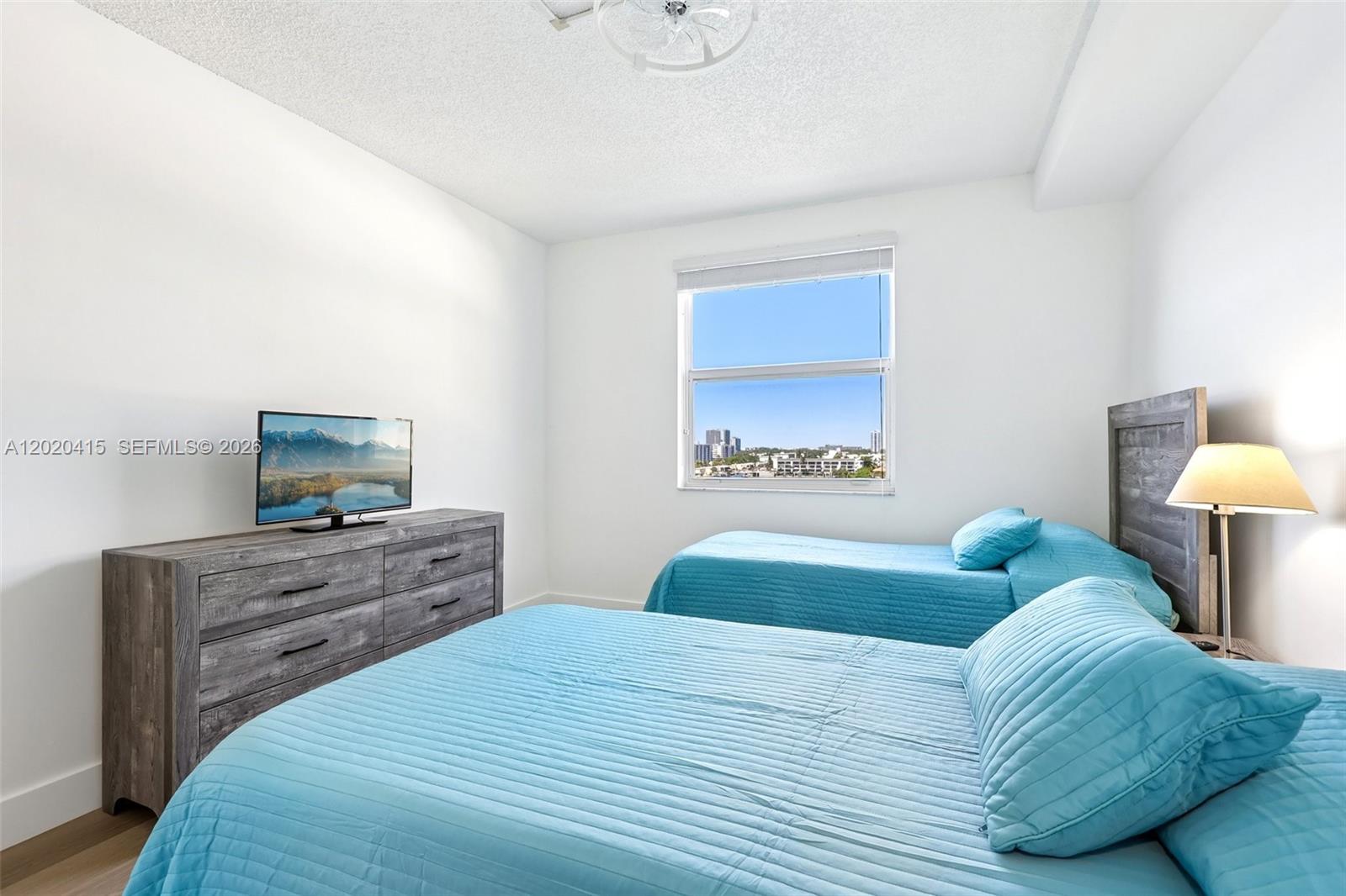 17150 N Bay Rd #2808 Sunny Isles Beach, FL 33160