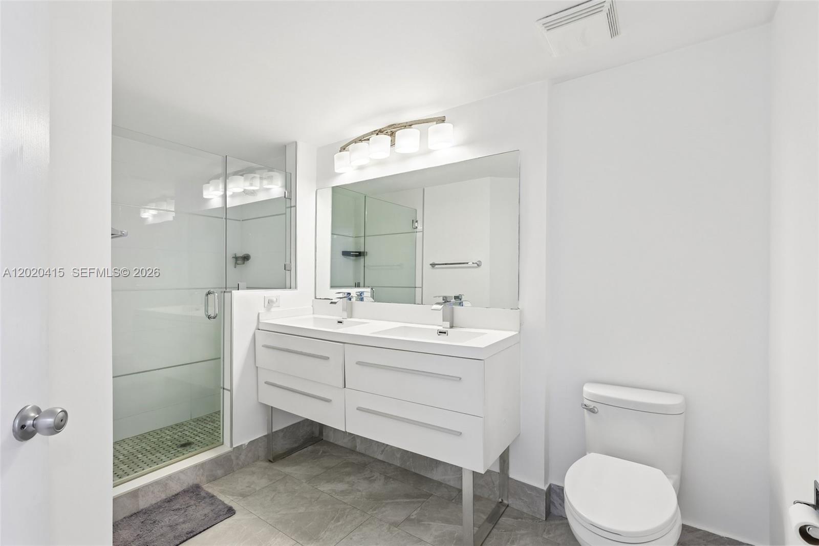 17150 N Bay Rd #2808 Sunny Isles Beach, FL 33160