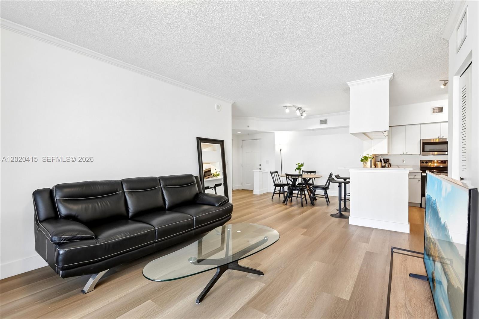 17150 N Bay Rd #2808 Sunny Isles Beach, FL 33160