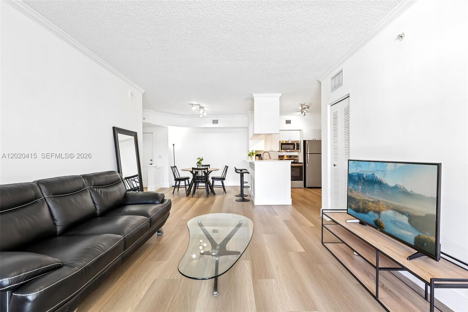 17150 N Bay Rd #2808 Sunny Isles Beach, FL 33160