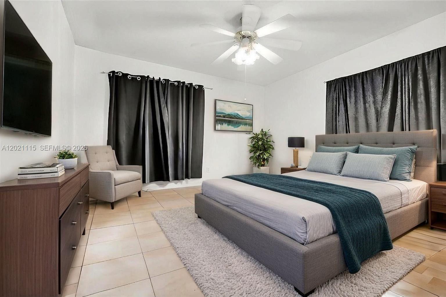 2024 Alton Rd Miami Beach, FL 33140