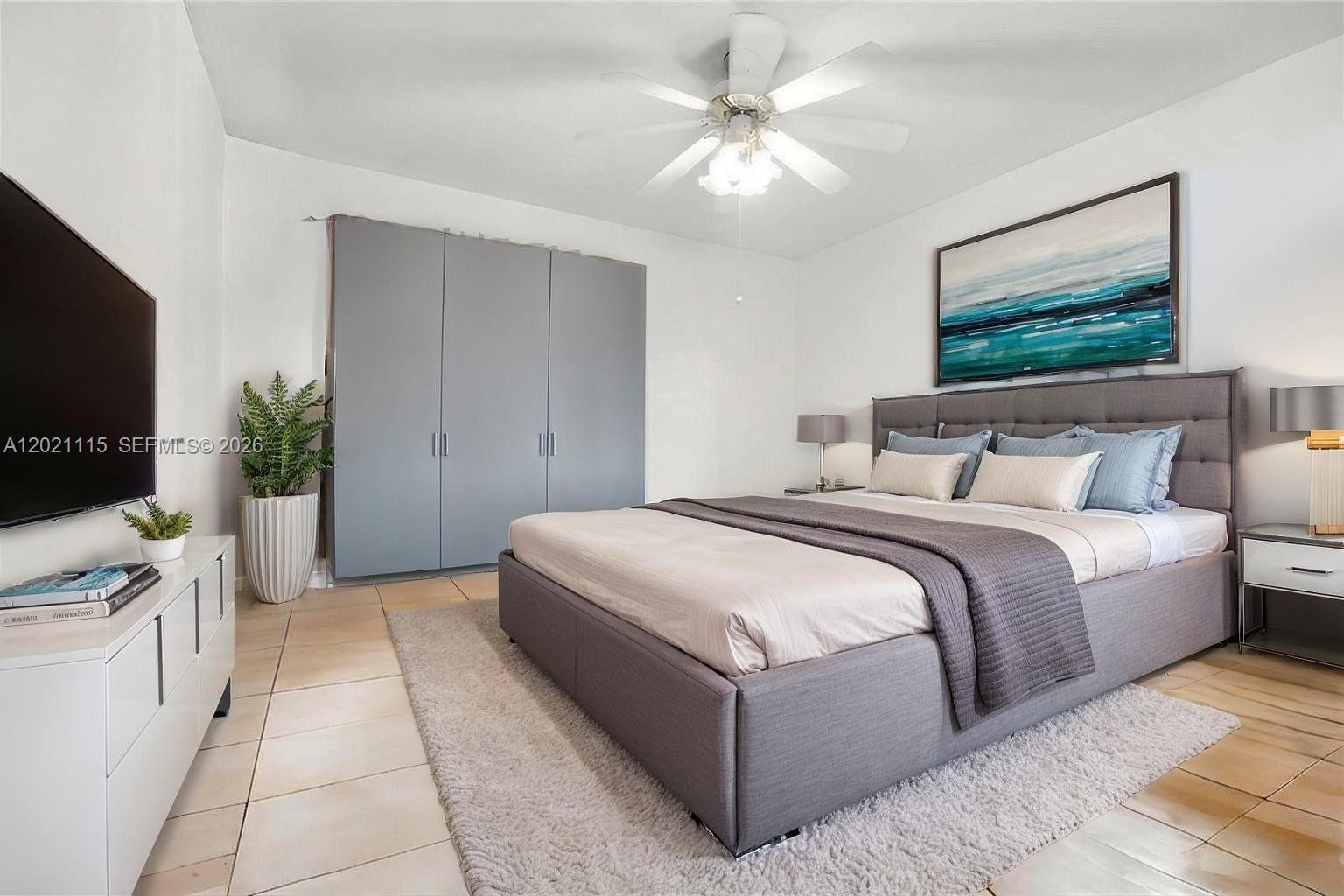 2024 Alton Rd Miami Beach, FL 33140
