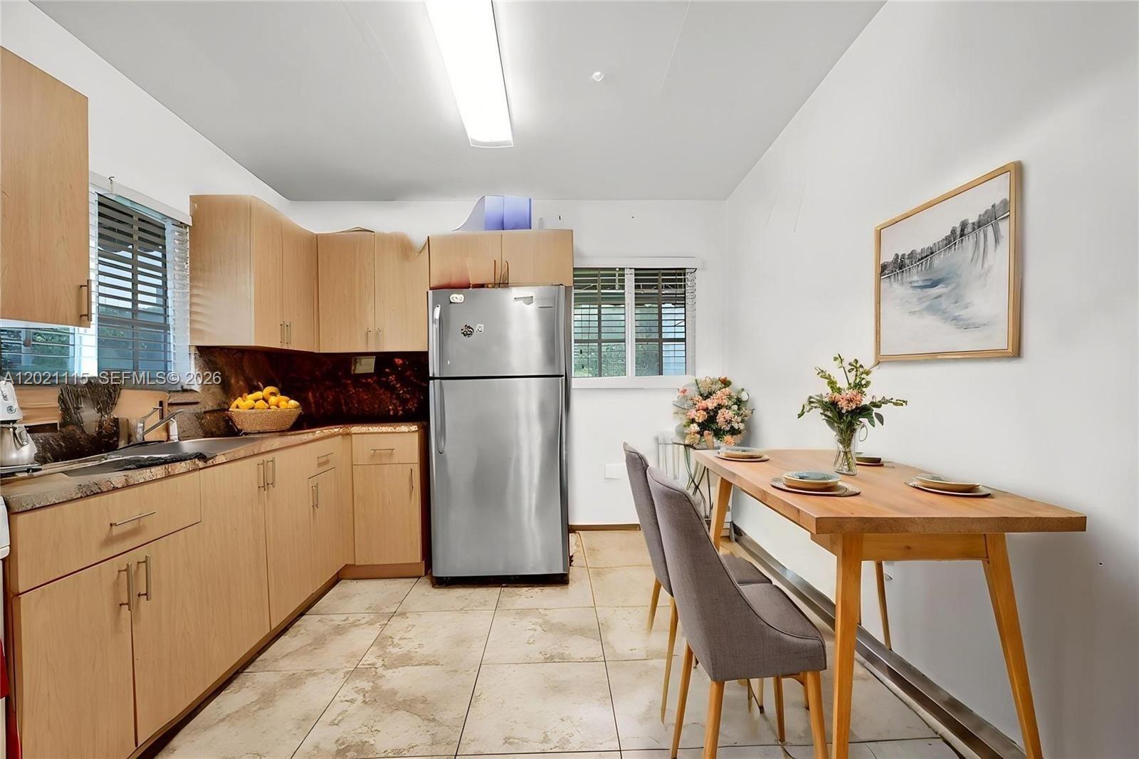 2024 Alton Rd Miami Beach, FL 33140