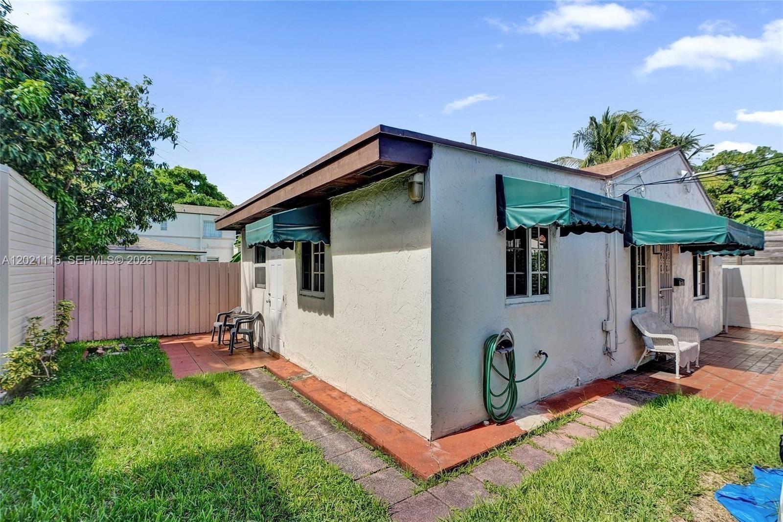 2024 Alton Rd Miami Beach, FL 33140