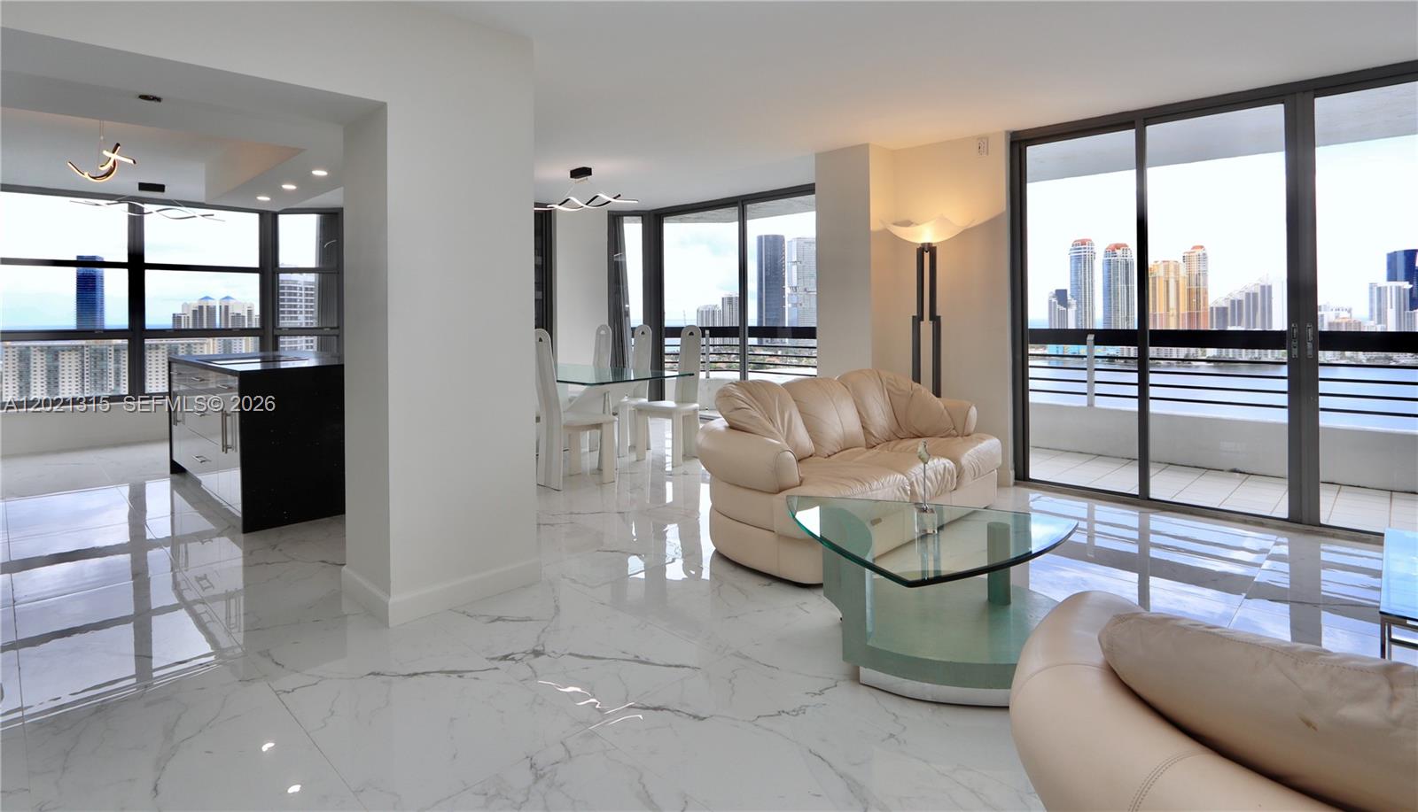 3530 Mystic Pointe Dr #2510 Aventura, FL 33180