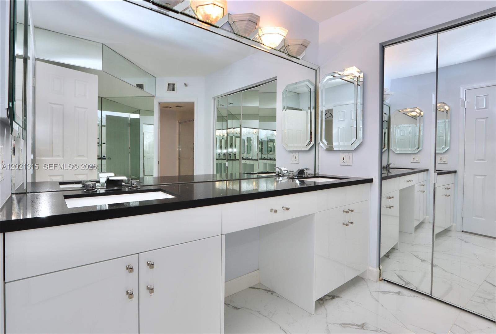 3530 Mystic Pointe Dr #2510 Aventura, FL 33180