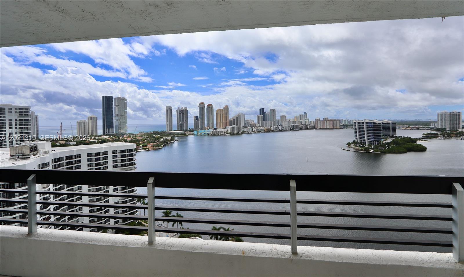 3530 Mystic Pointe Dr #2510 Aventura, FL 33180