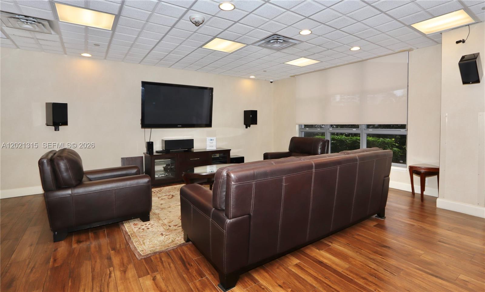 3530 Mystic Pointe Dr #2510 Aventura, FL 33180