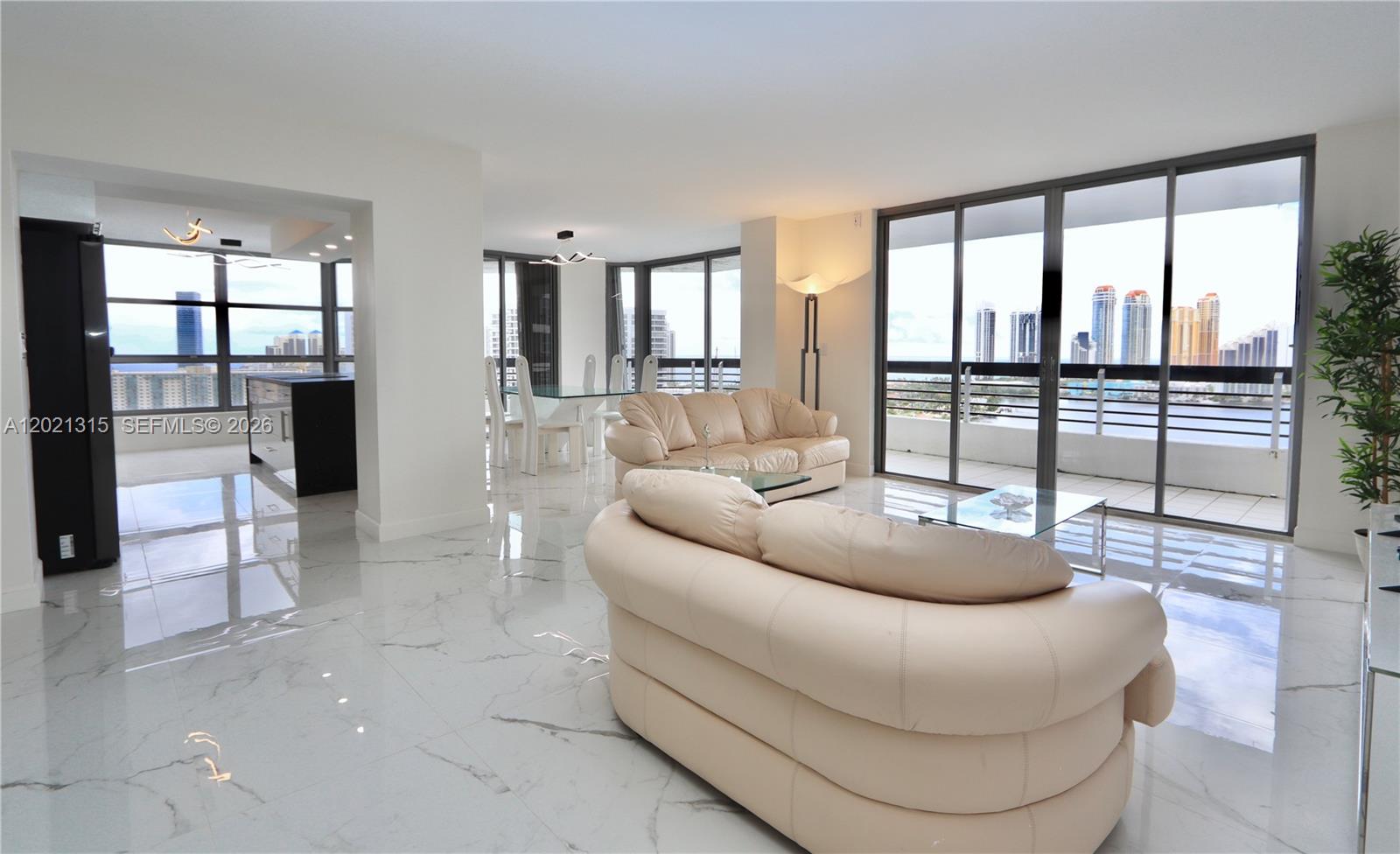 3530 Mystic Pointe Dr #2510 Aventura, FL 33180