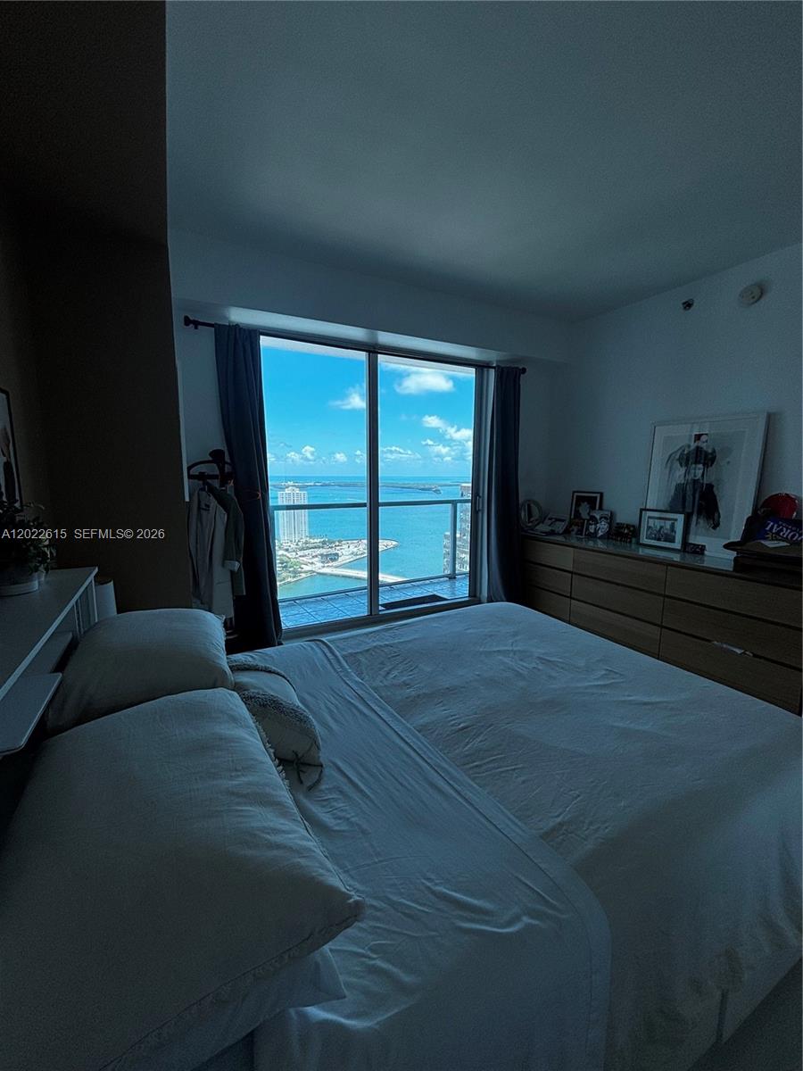 500 Brickell Ave #4102 Miami, FL 33131