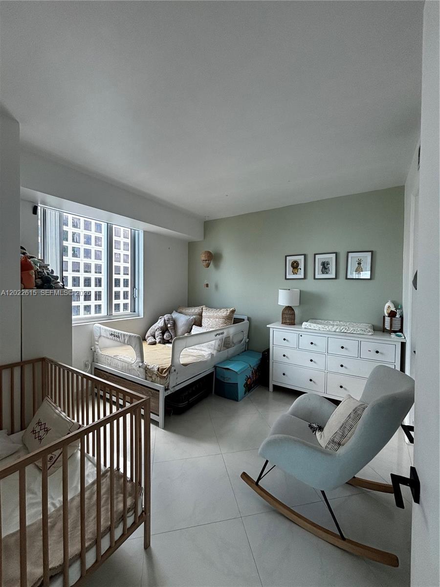 500 Brickell Ave #4102 Miami, FL 33131