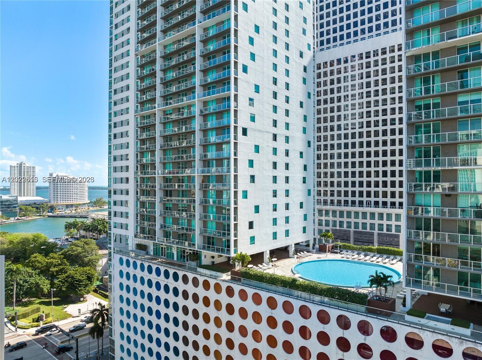 500 Brickell Ave #4102 Miami, FL 33131