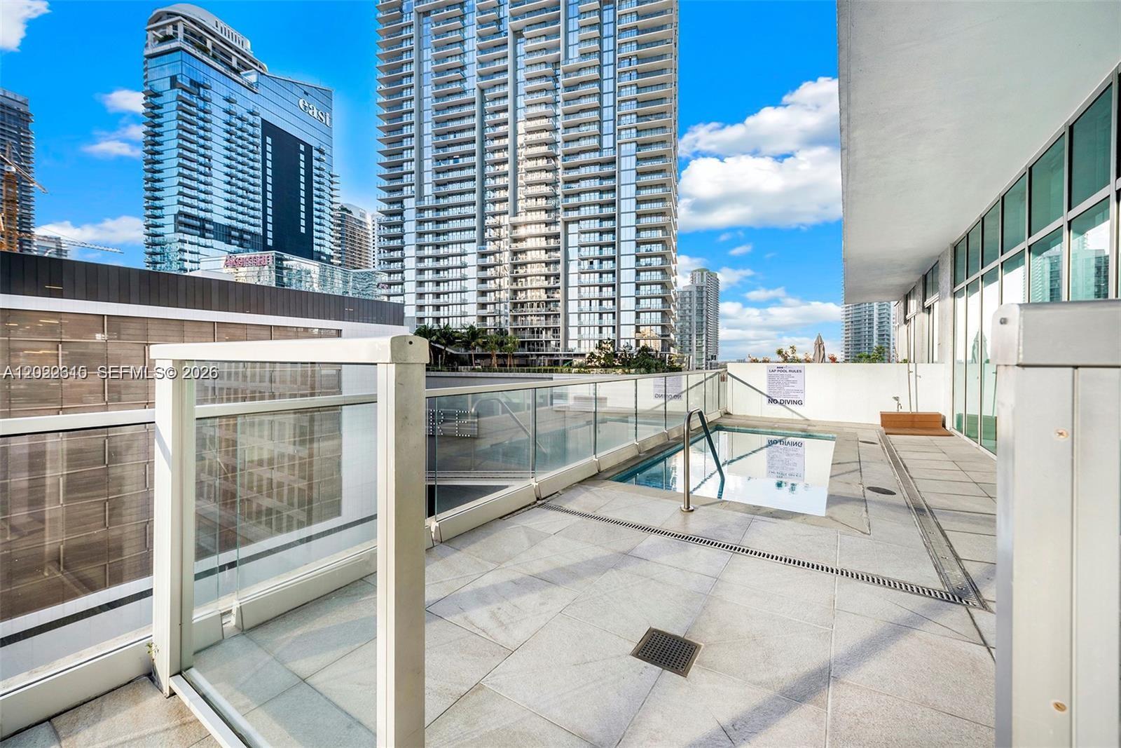 500 Brickell Ave #4102 Miami, FL 33131