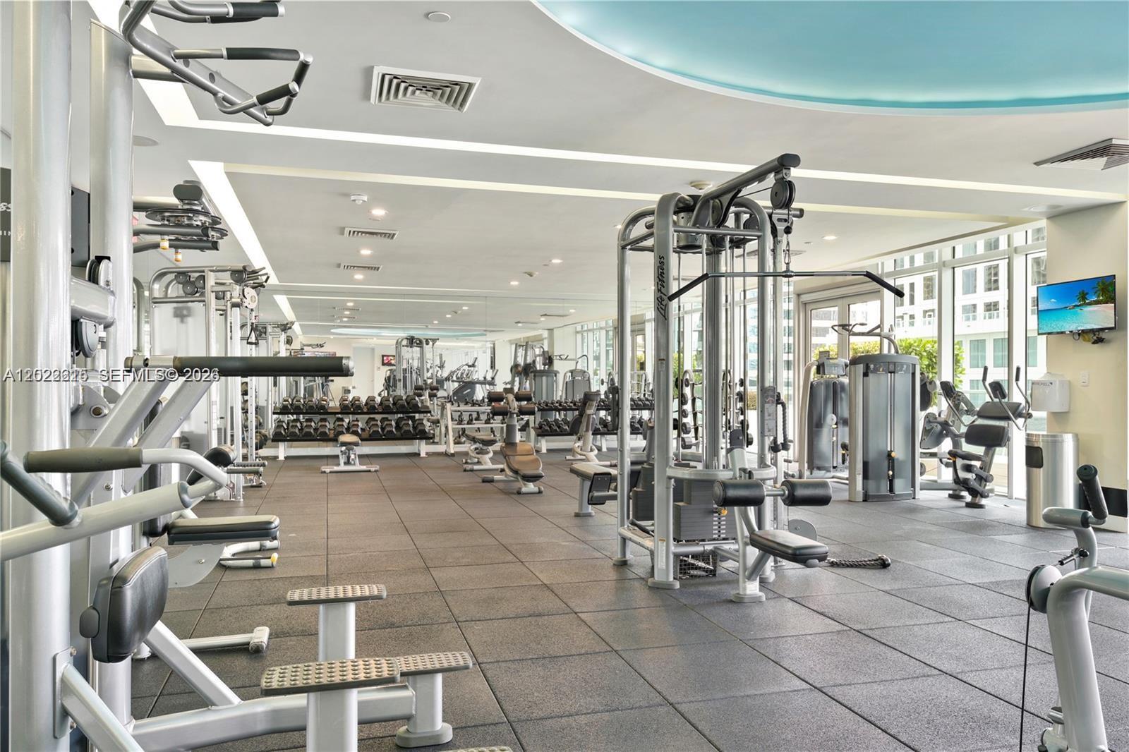 500 Brickell Ave #4102 Miami, FL 33131