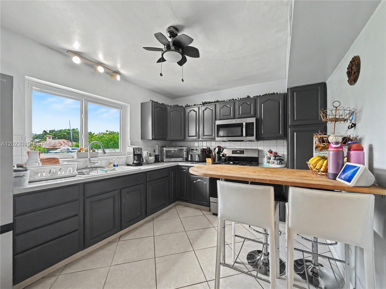 8331 SW 100th St Miami, FL 33156