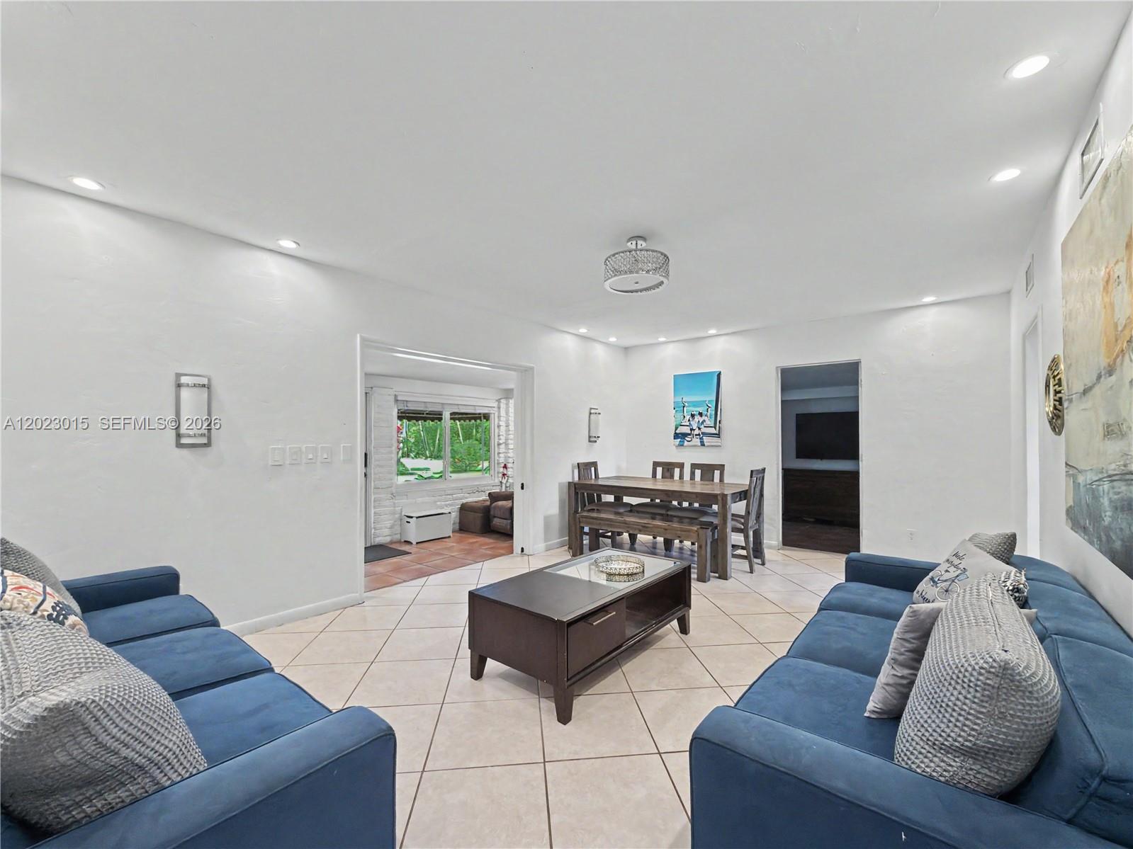 8331 SW 100th St Miami, FL 33156