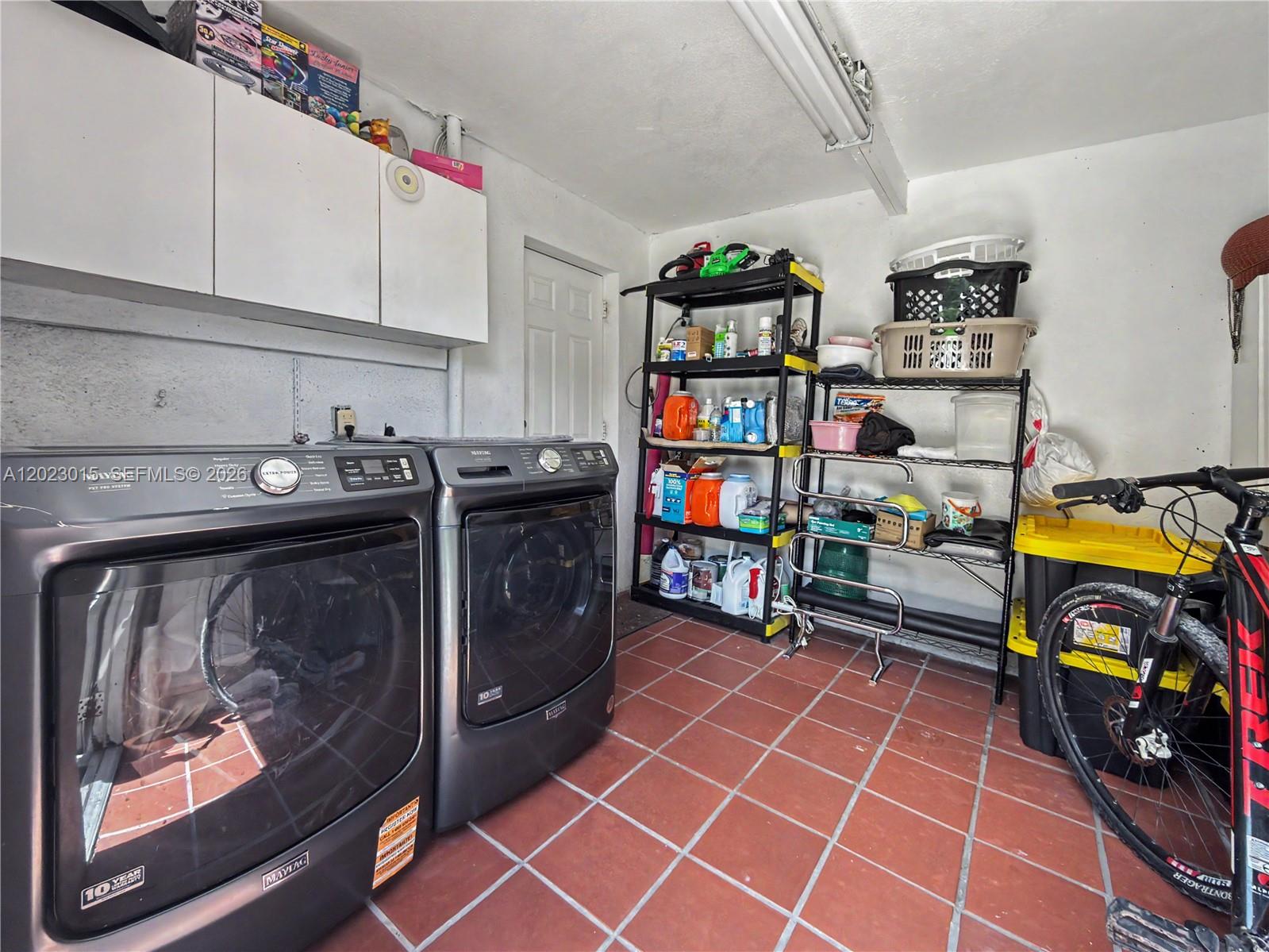 8331 SW 100th St Miami, FL 33156