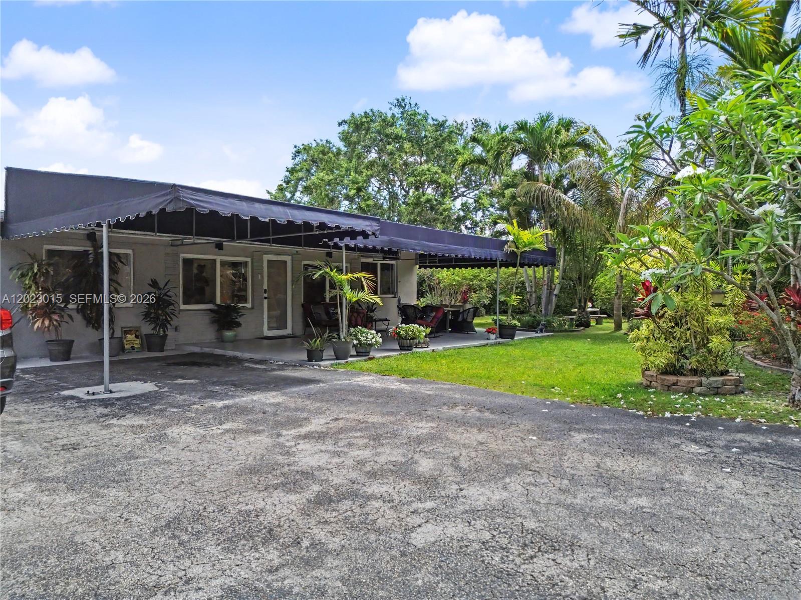 8331 SW 100th St Miami, FL 33156