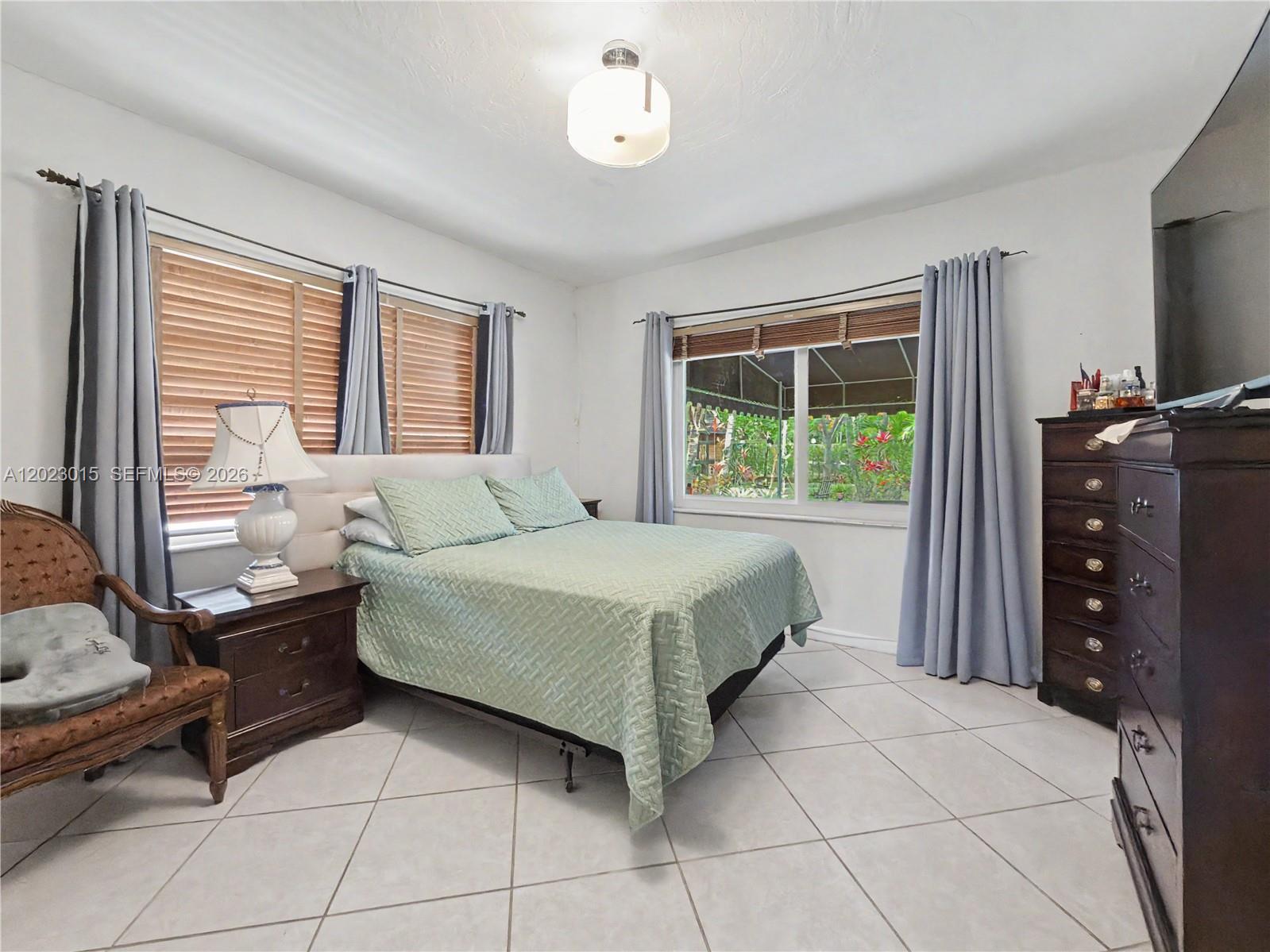 8331 SW 100th St Miami, FL 33156