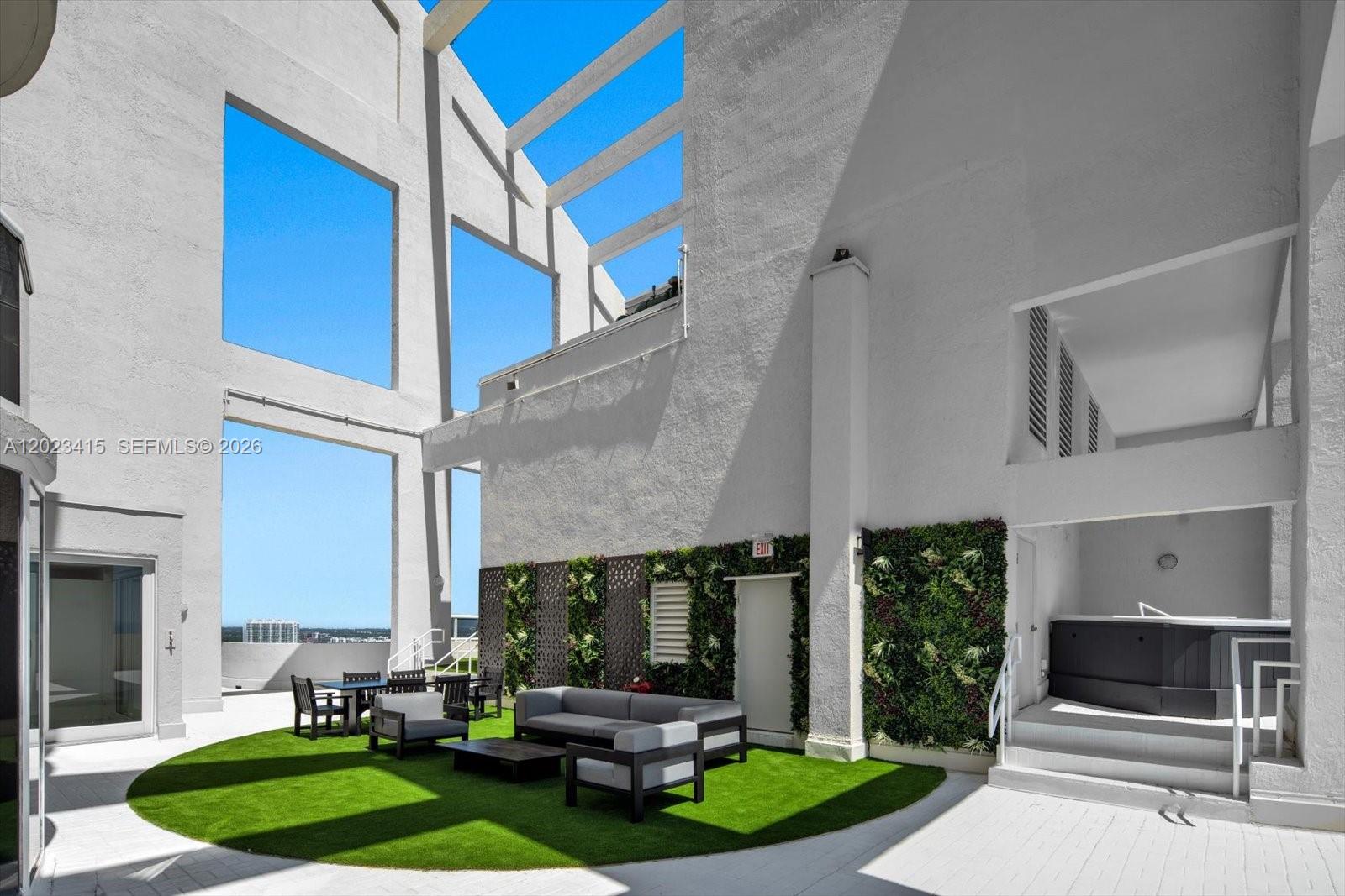17555 Collins Ave #3204 Sunny Isles Beach, FL 33160