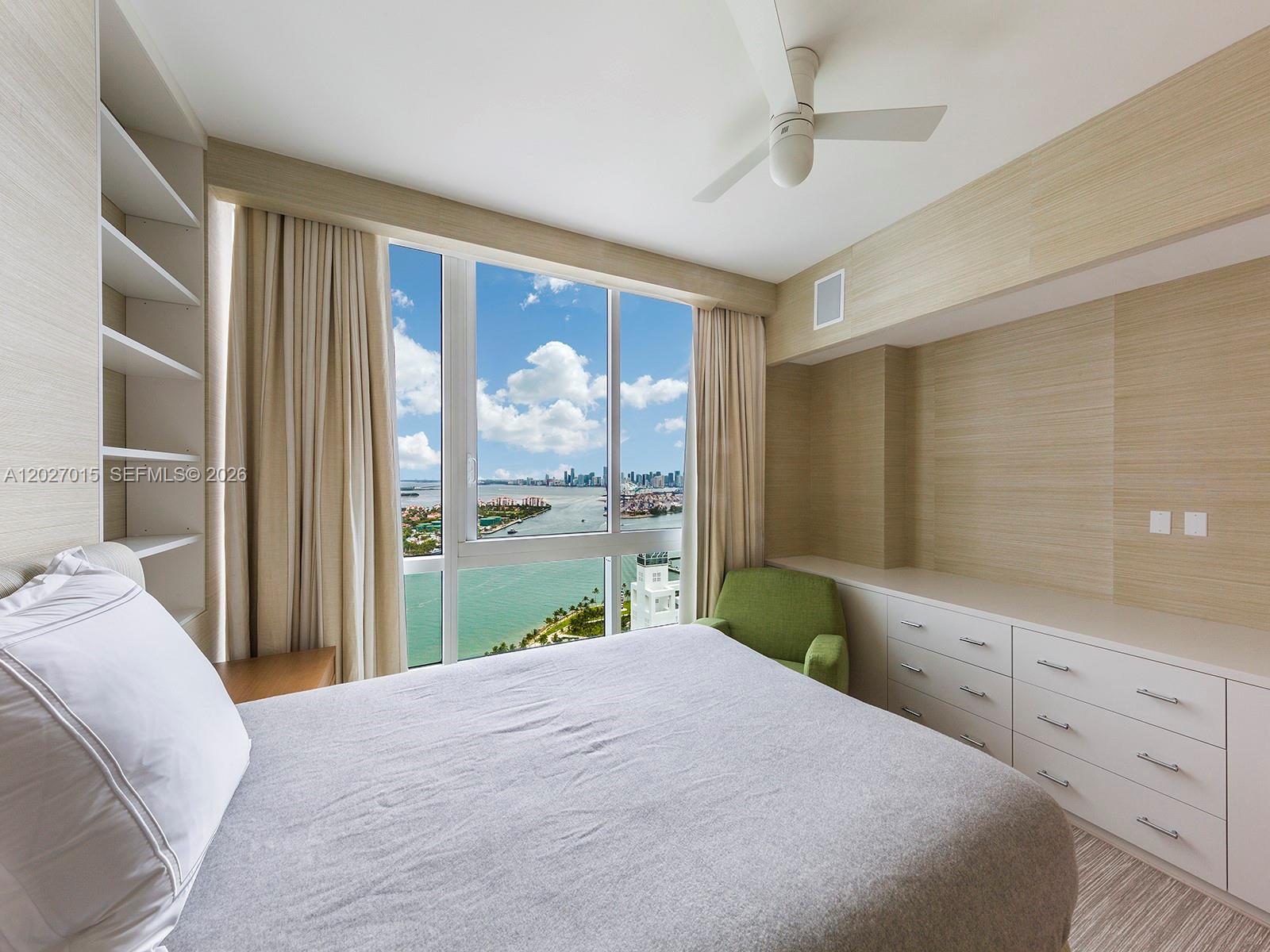 100 S Pointe Dr #3407 Miami Beach, FL 33139