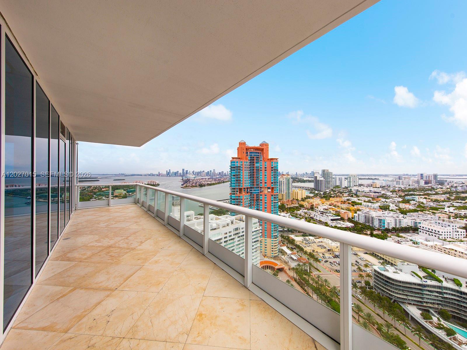 100 S Pointe Dr #3407 Miami Beach, FL 33139