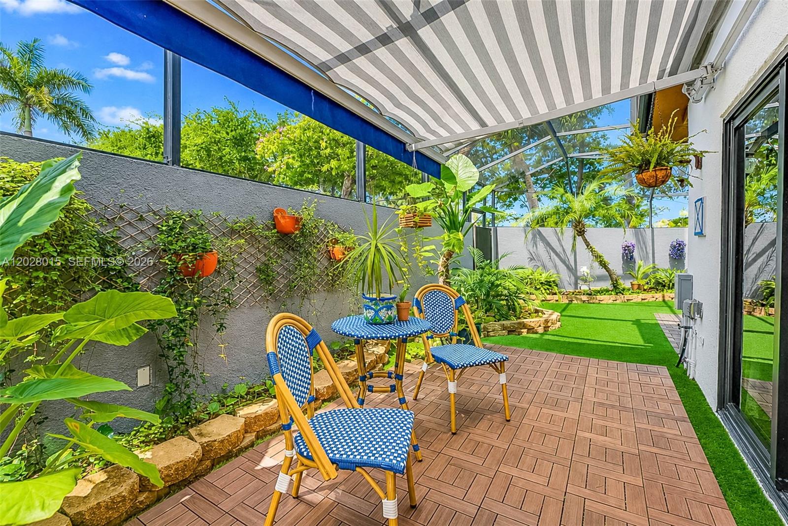 6671 SW 70th Ter #20 South Miami, FL 33143