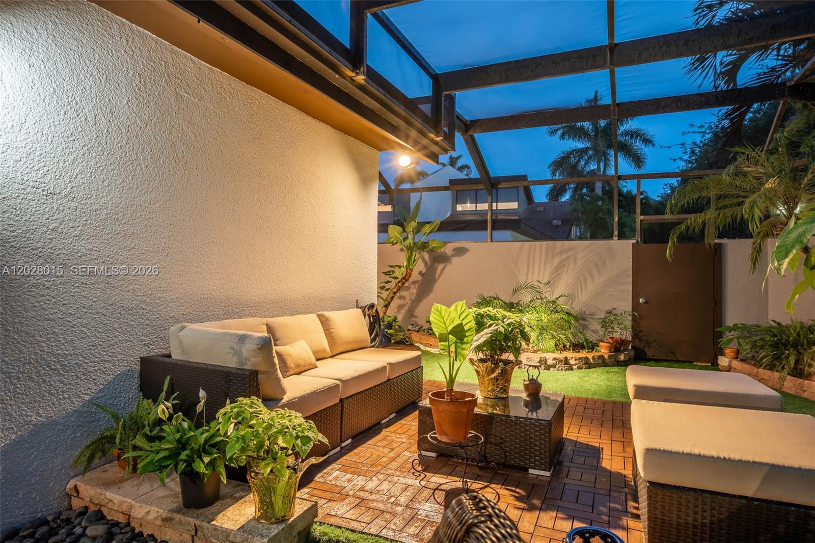 6671 SW 70th Ter #20 South Miami, FL 33143