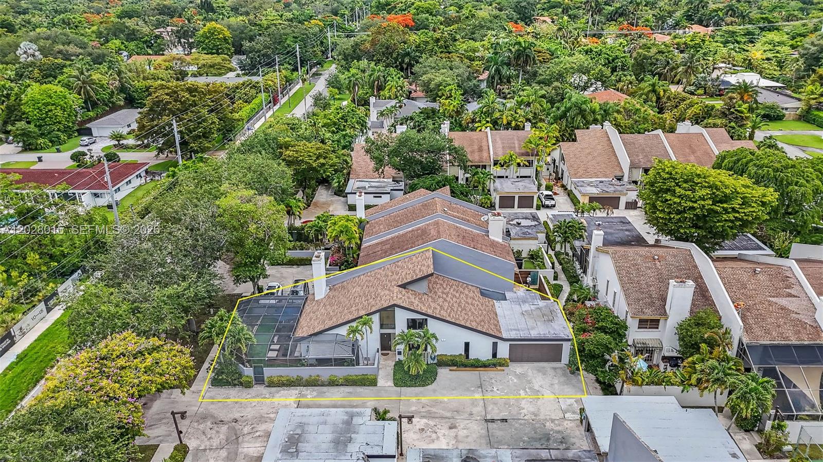 6671 SW 70th Ter #20 South Miami, FL 33143