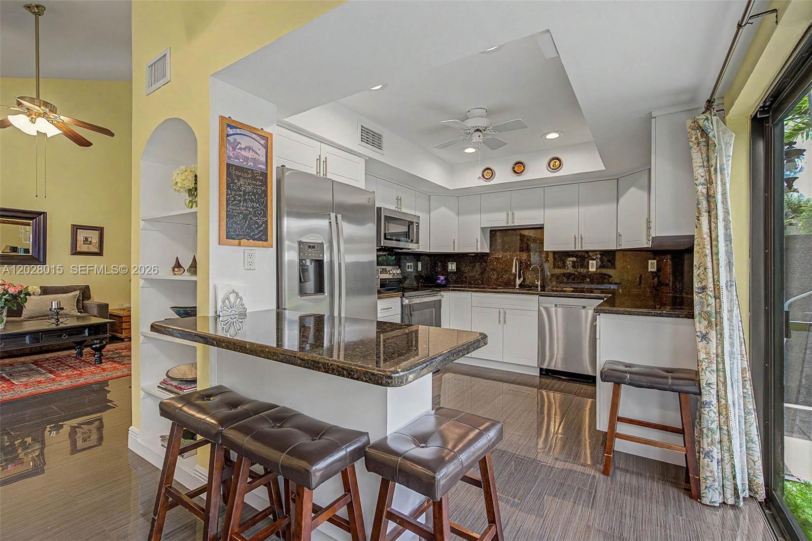 6671 SW 70th Ter #20 South Miami, FL 33143