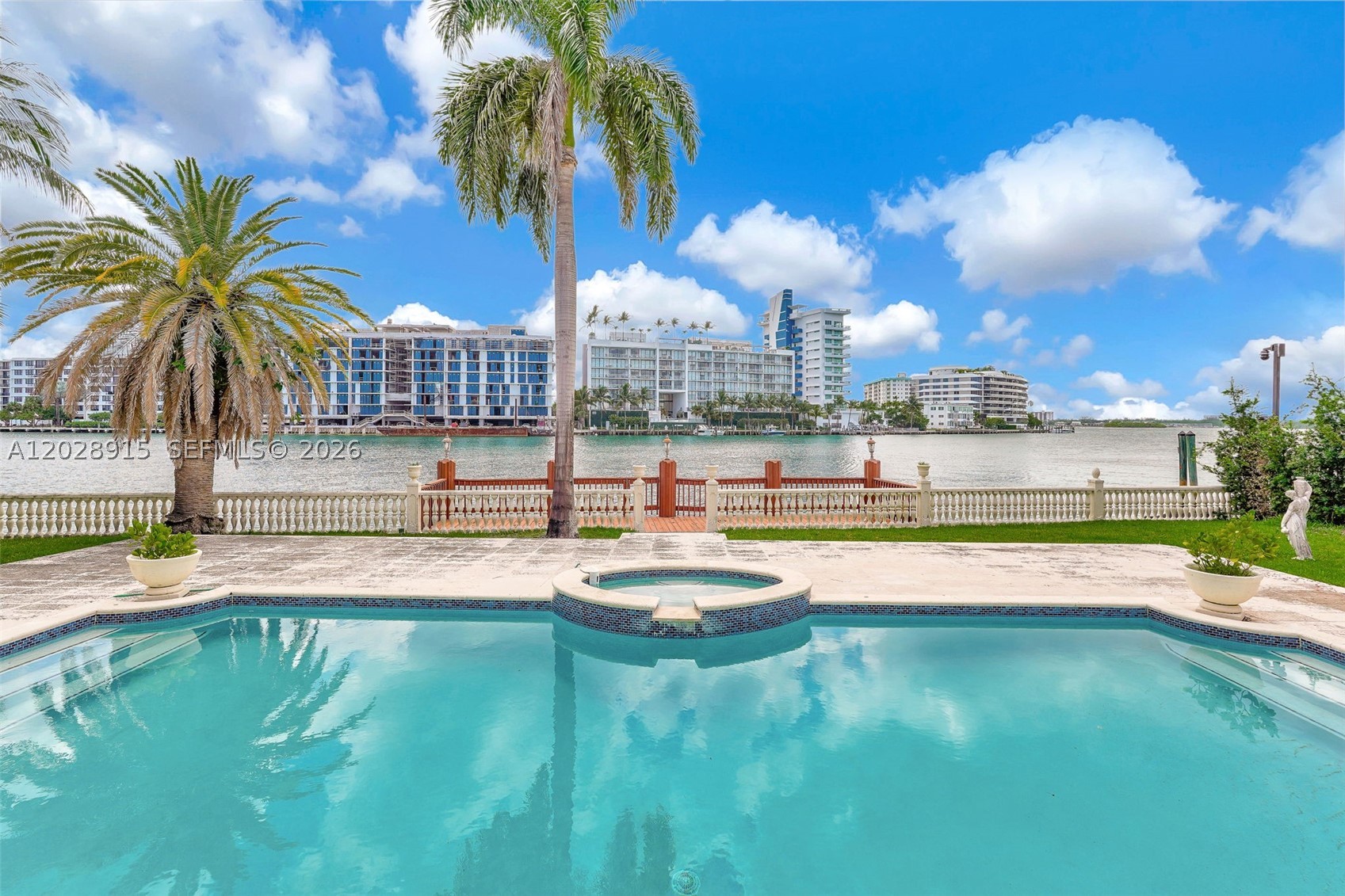 166 Bal Bay Dr Bal Harbour, FL 33154
