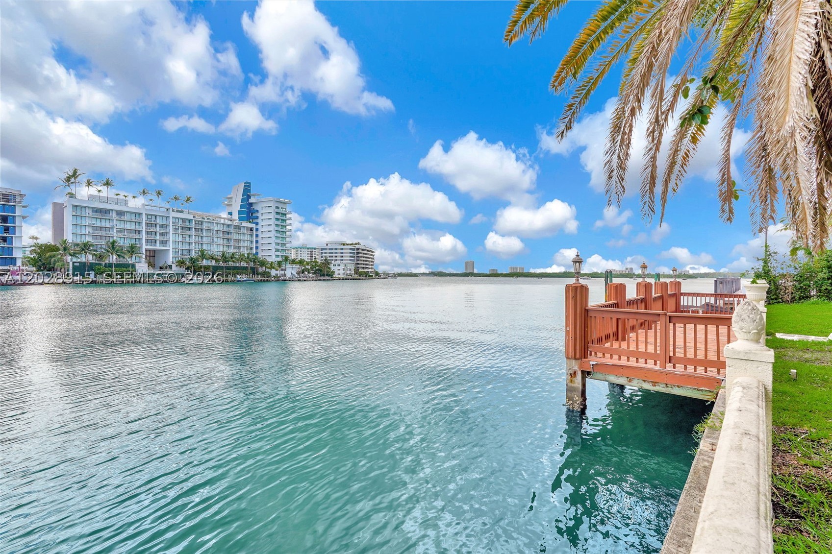 166 Bal Bay Dr Bal Harbour, FL 33154