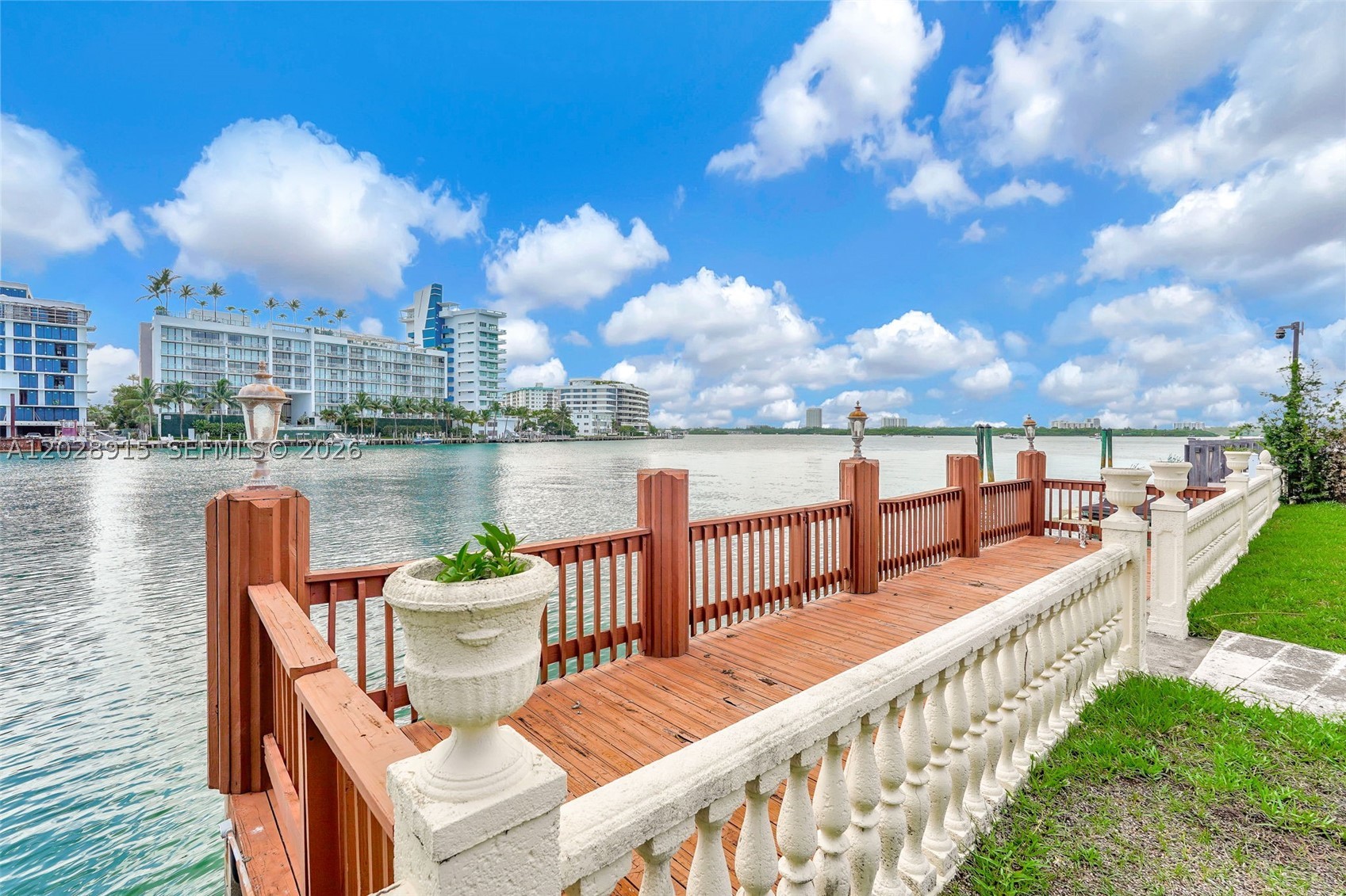 166 Bal Bay Dr Bal Harbour, FL 33154