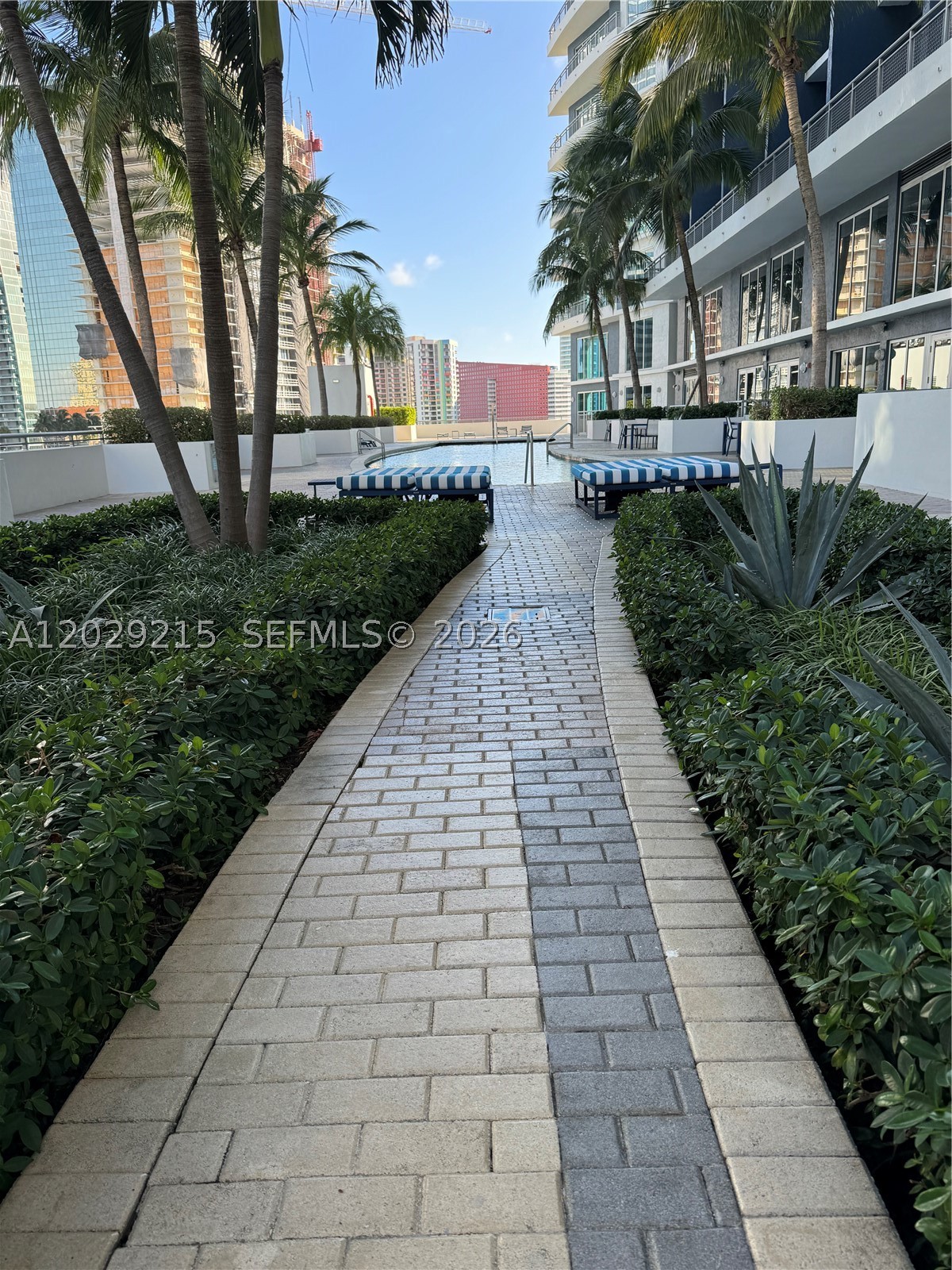 image Infinity at Brickell16