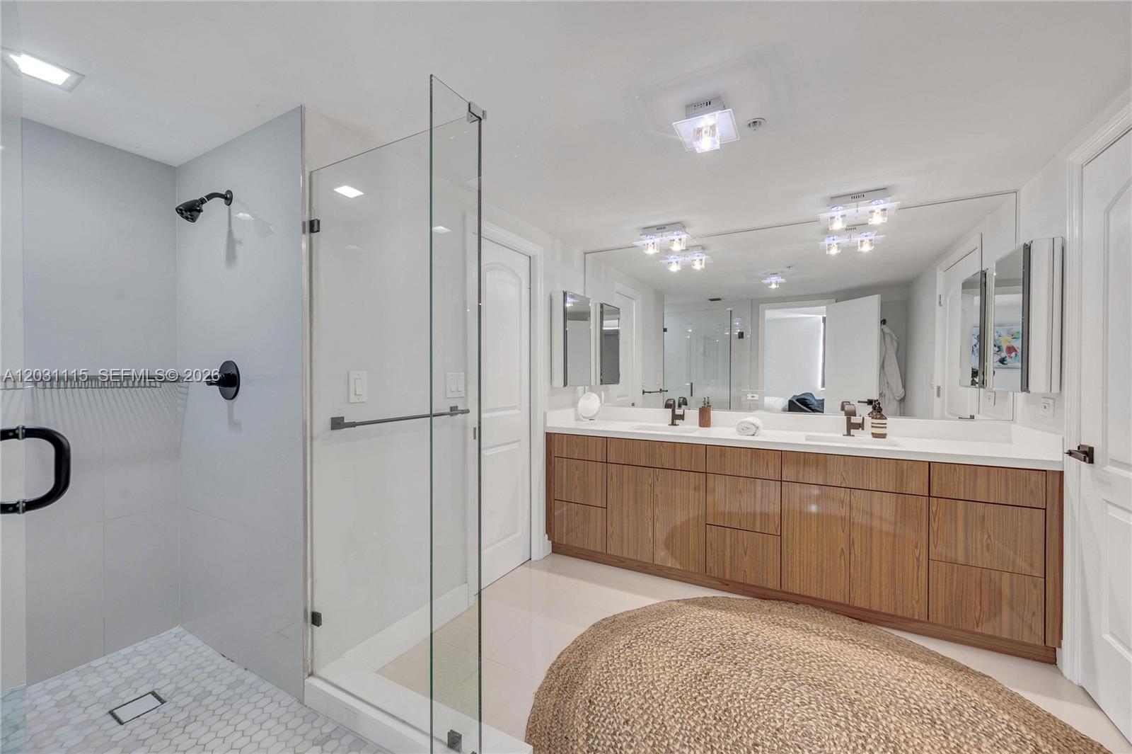 10175 Collins Ave #102 Bal Harbour, FL 33154
