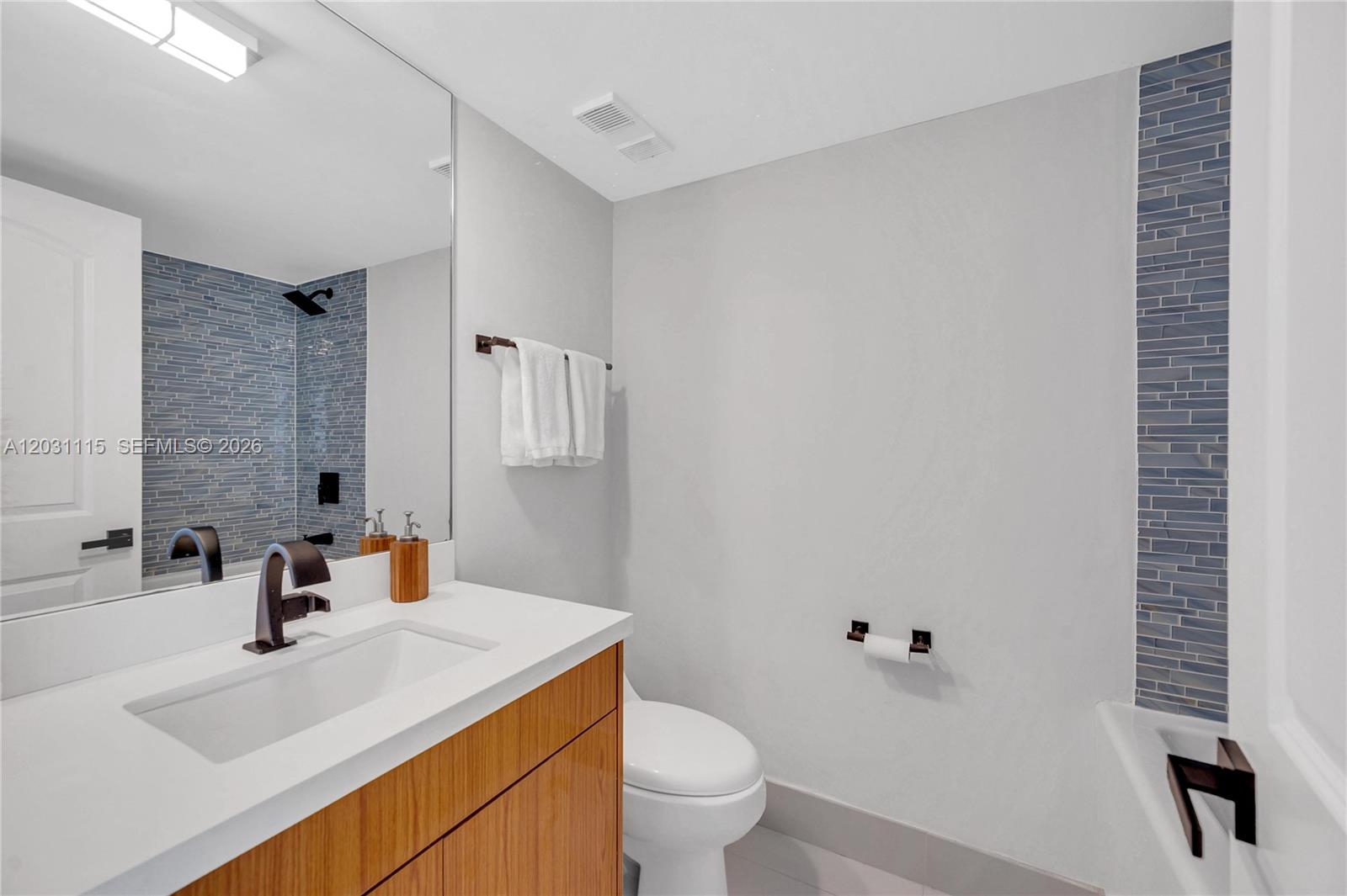 10175 Collins Ave #102 Bal Harbour, FL 33154