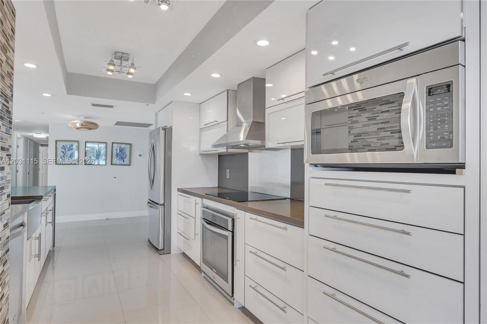 10175 Collins Ave #102 Bal Harbour, FL 33154