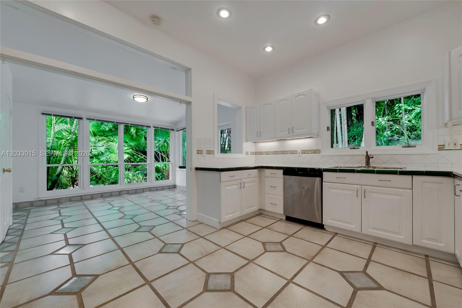3797 El Prado Miami, FL 33133