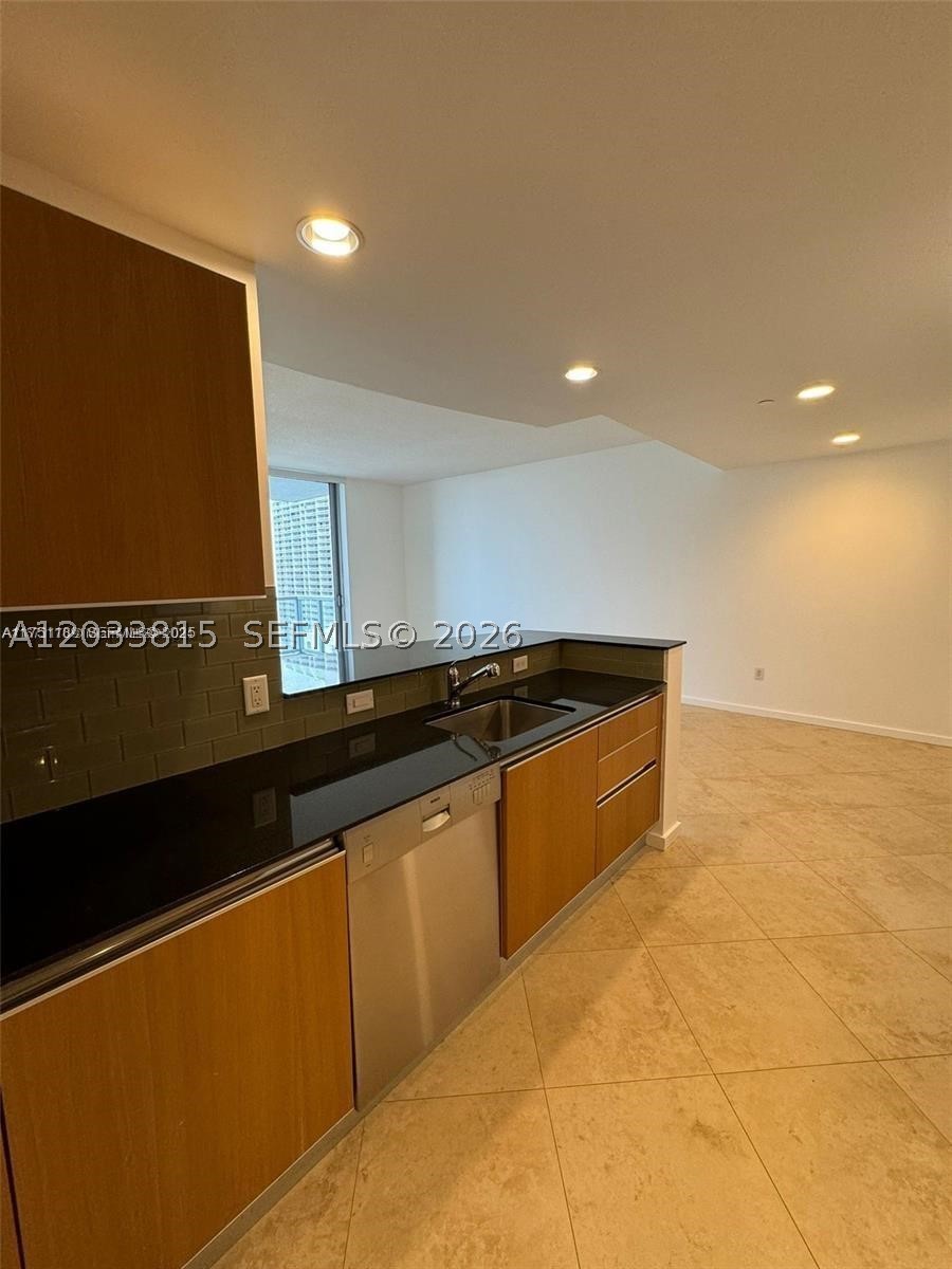 image 1060 Brickell - 10601