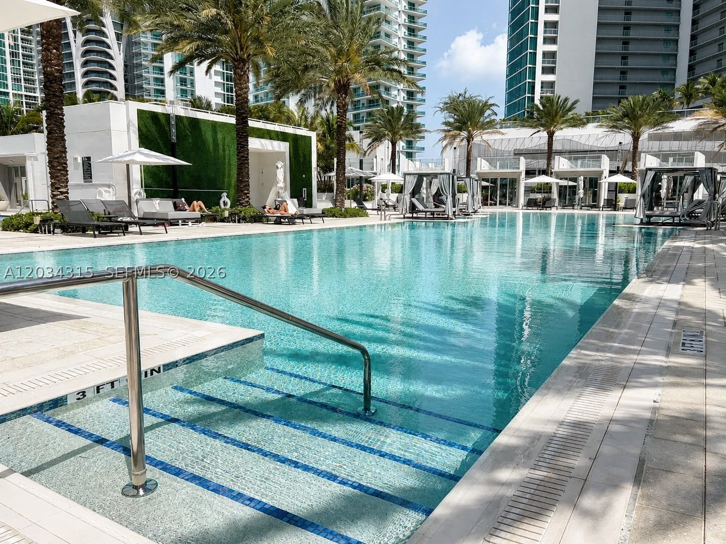  Miami, FL 33132