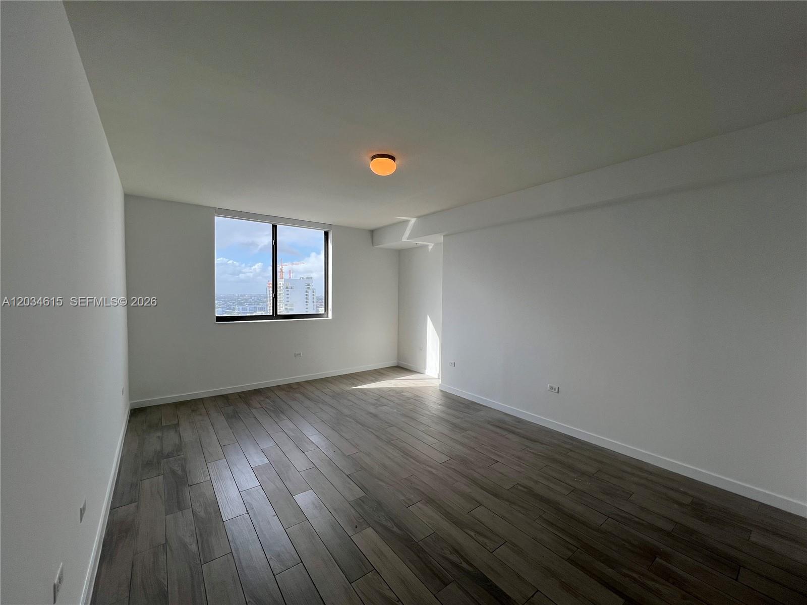 999 SW 1st #2405 Miami, FL 33130