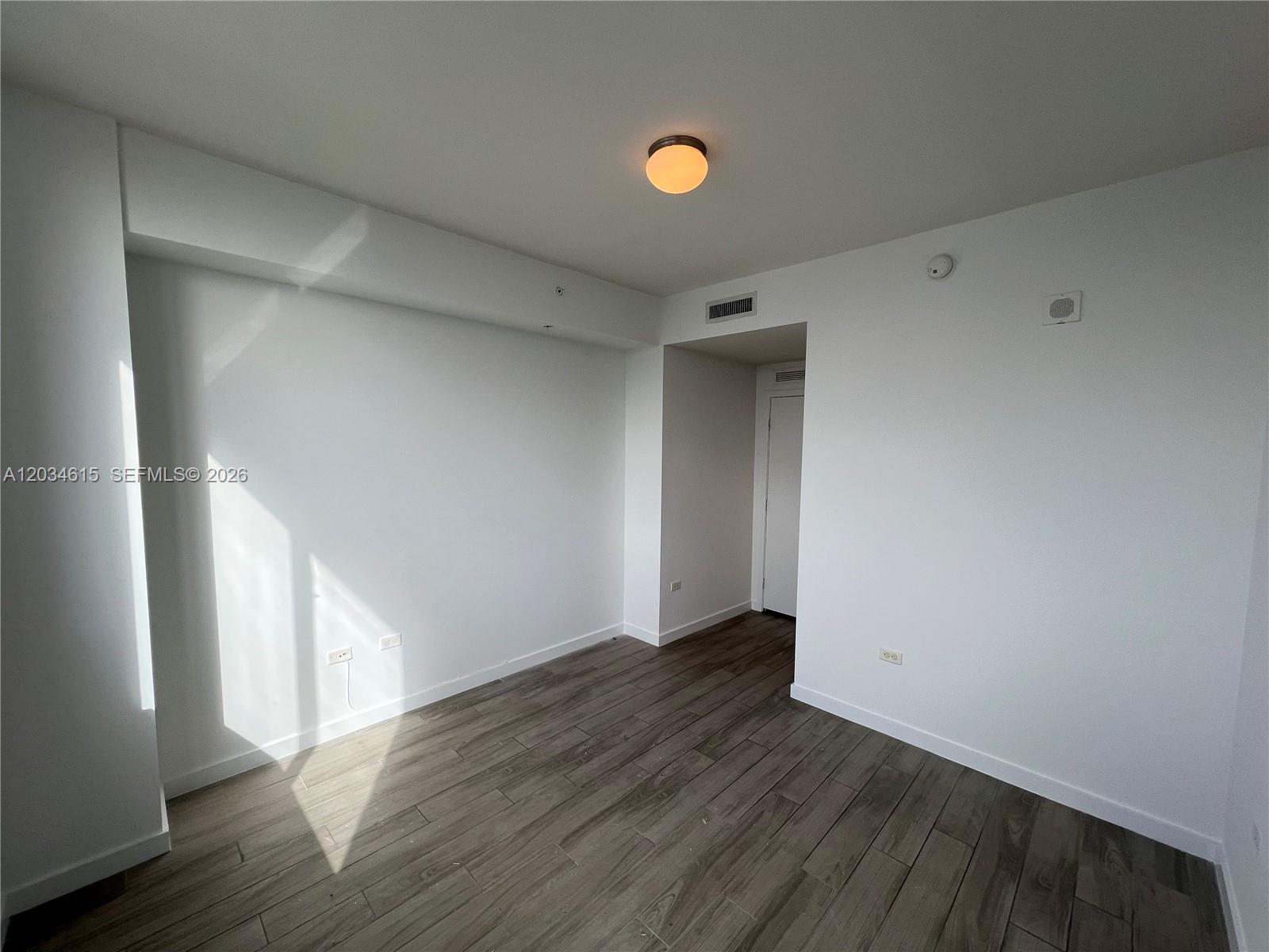 999 SW 1st #2405 Miami, FL 33130
