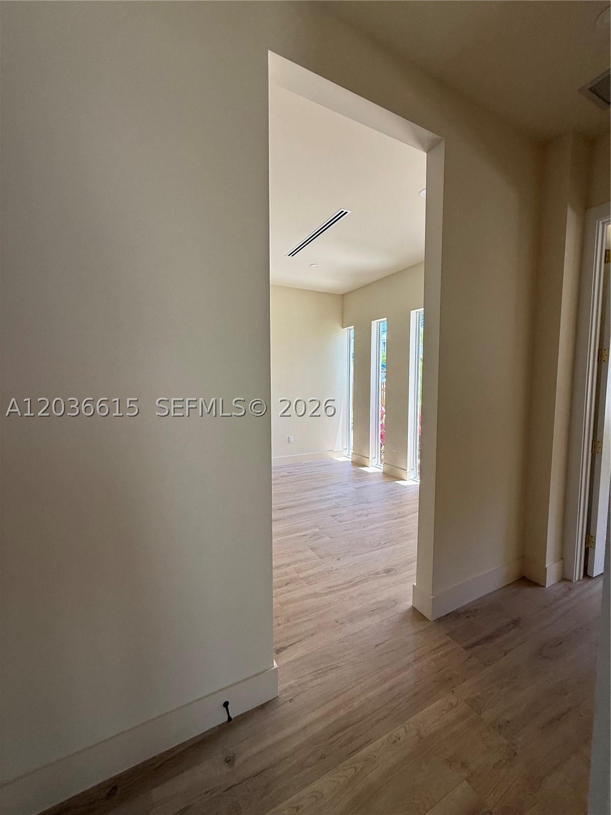 3326 Elizabeth St Miami, FL 33133