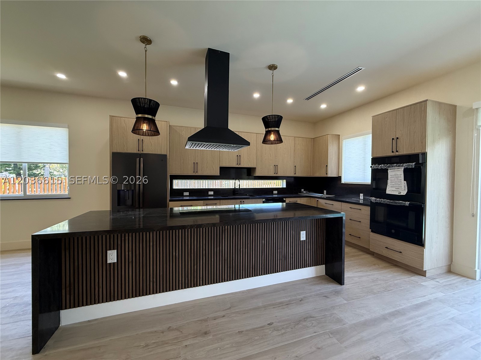 3326 Elizabeth St Miami, FL 33133